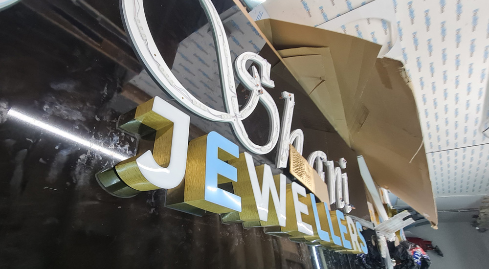 Signage 22 - Sign Company Luton | Professional Signage Company in Luton - Signage Companies Near Me - Trusted Experts in Custom Sign Making