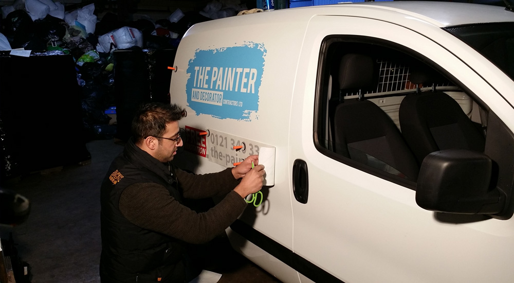 Vehicle 15 - Sign Company Luton | Professional Signage Company in Luton - Blogs