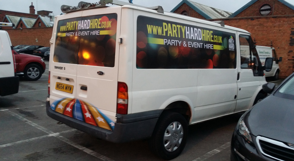 Vehicle 4 - Sign Company Luton | Professional Signage Company in Luton - Blogs