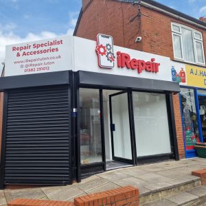 iPhone Repair Project 6 - Sign Company Luton | Professional Signage Company in Luton - iPhone Repair