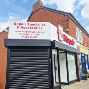 iPhone Repair Project 8 - Sign Company Luton | Professional Signage Company in Luton - iPhone Repair